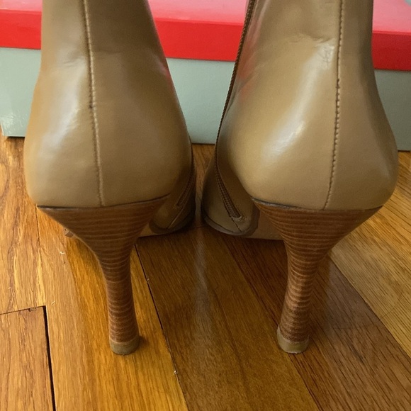 Guess By Marciano Tan Leather Heeled Booties Size 9 - Picture 4 of 9